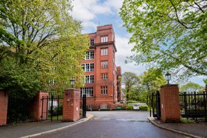 Photo 30- click for photo gallery